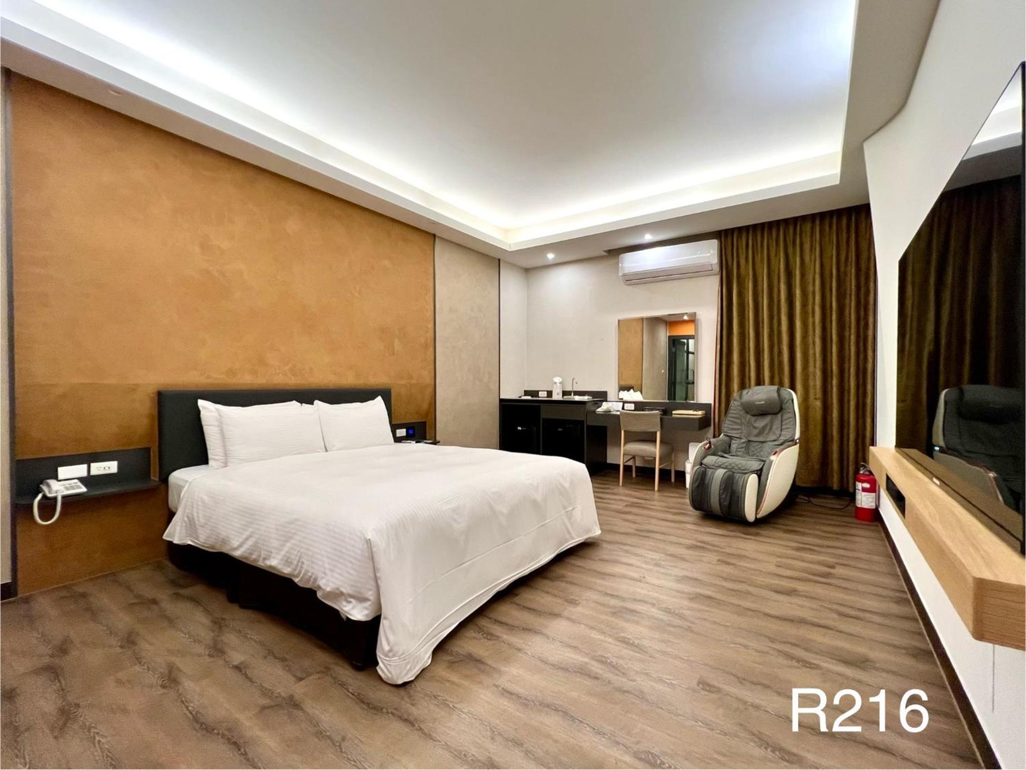 Cigar Motel Tainan Bagian luar foto